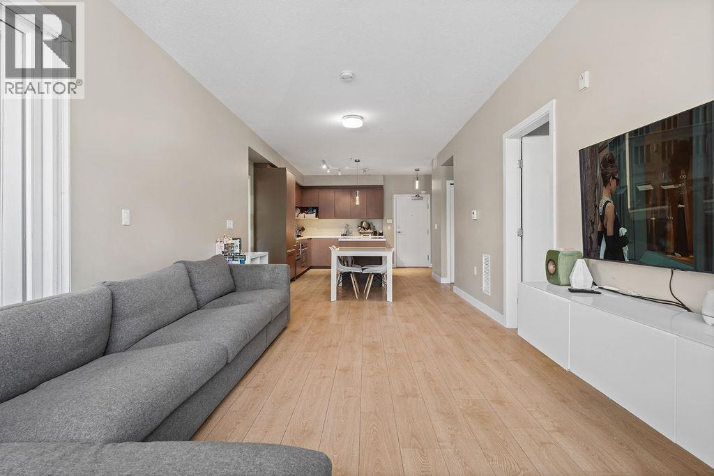 129 9388 ODLIN ROAD, Richmond