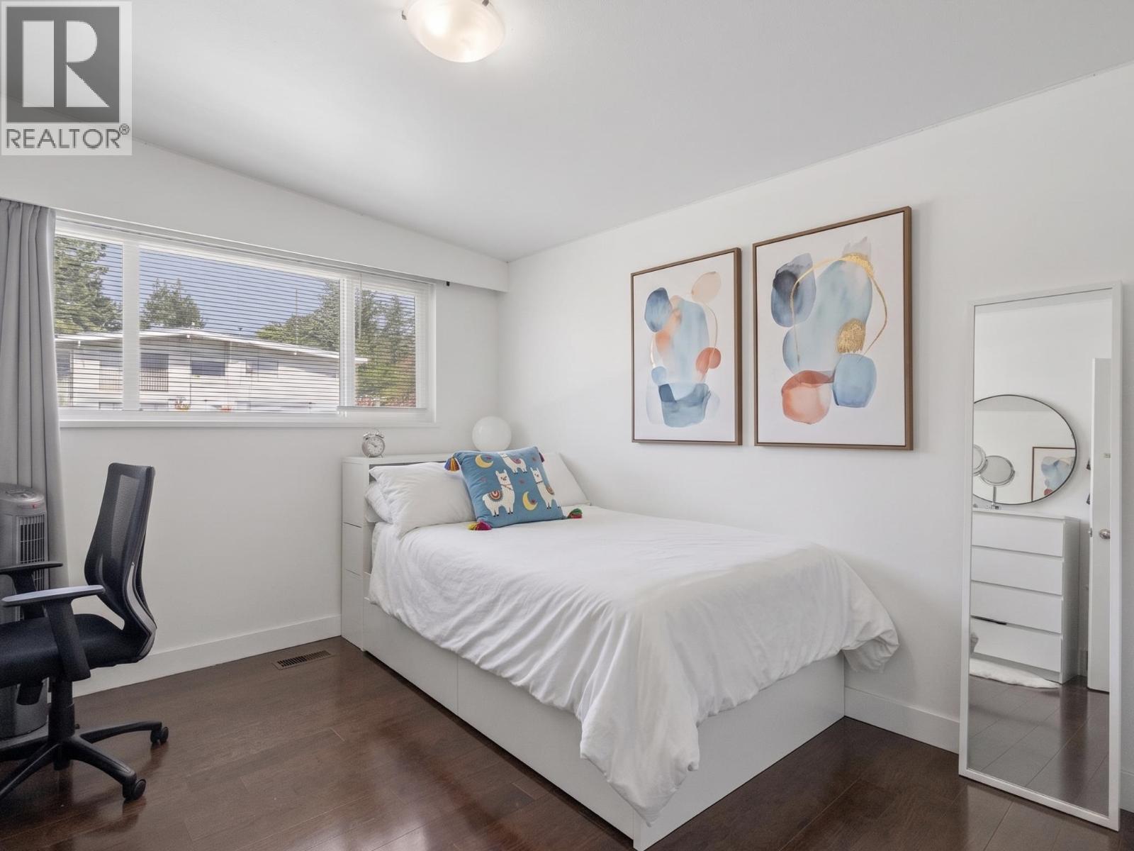 87 MUNDY STREET, Coquitlam