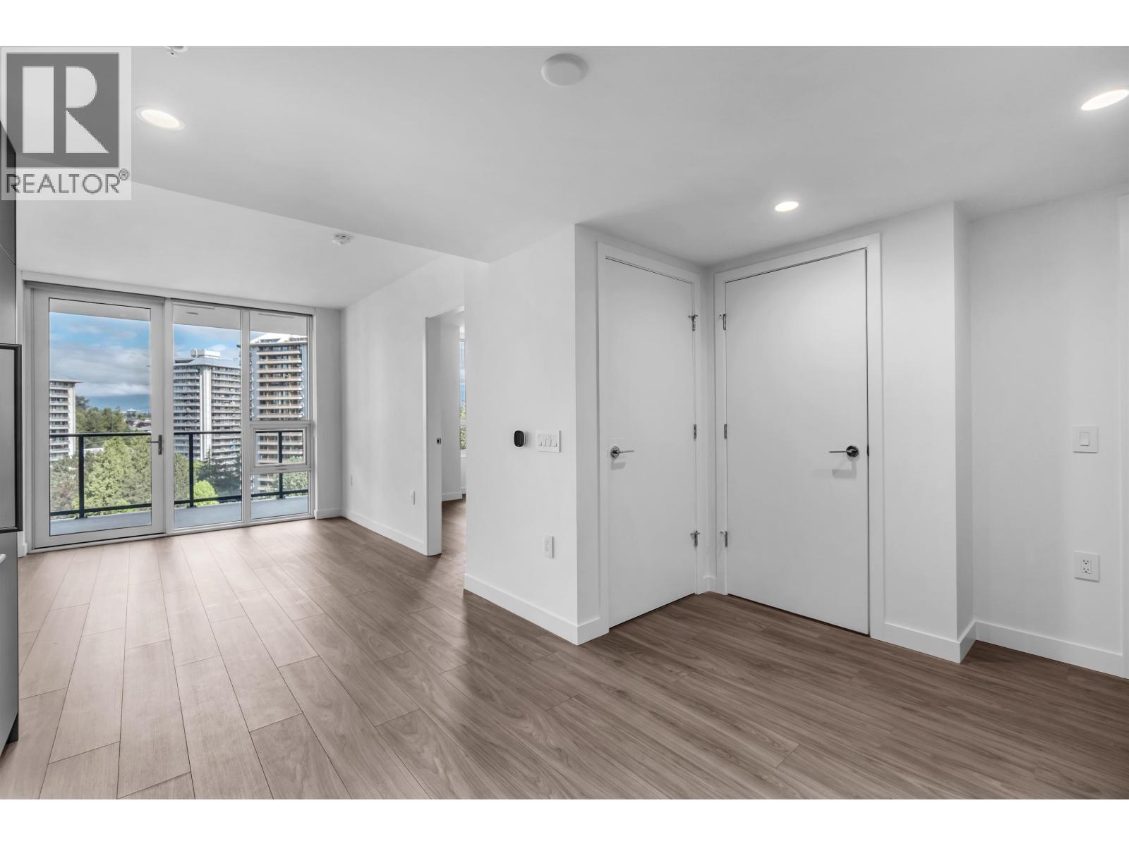 1702 2135 SPRINGER AVENUE, Burnaby