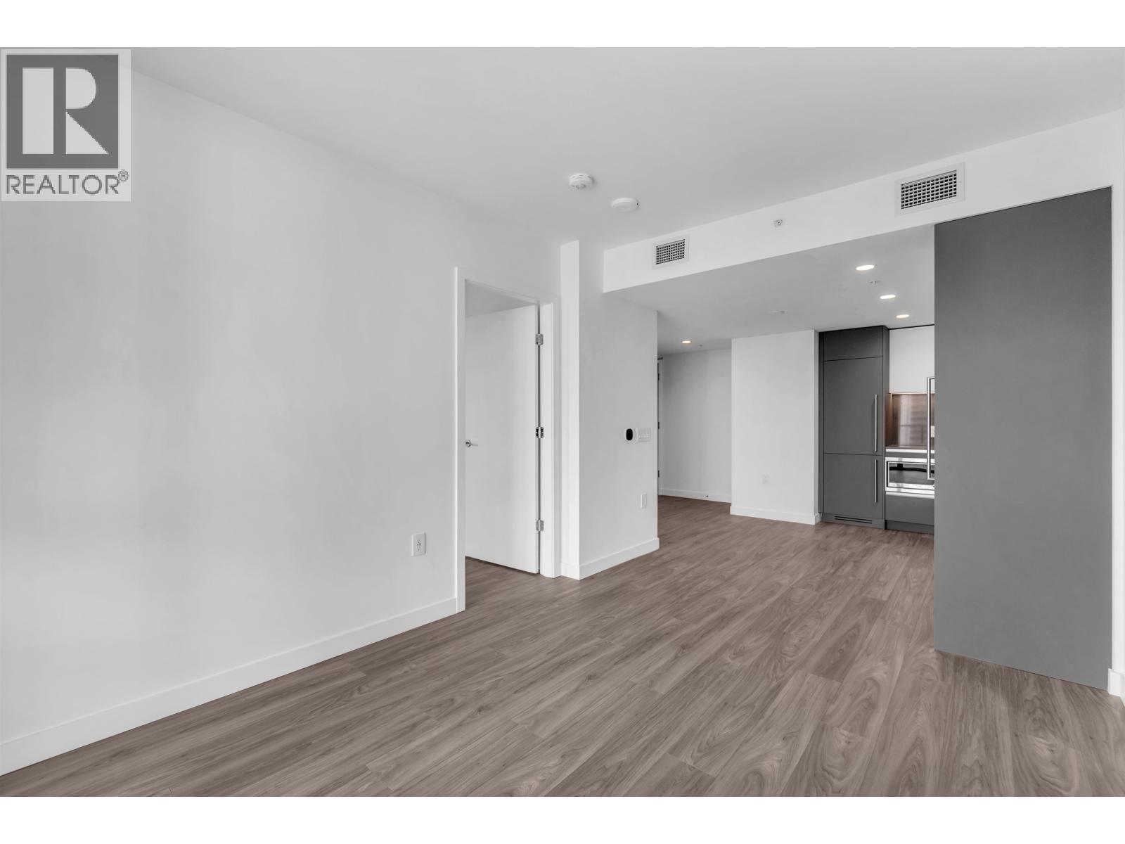 1702 2135 SPRINGER AVENUE, Burnaby