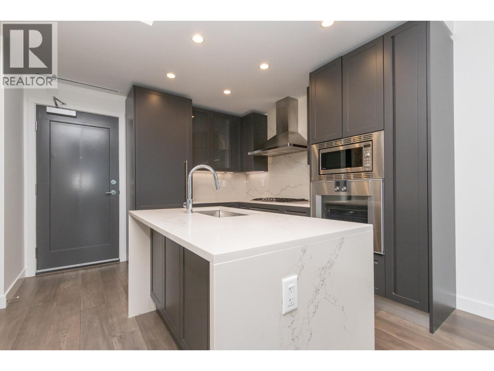 305 5733 ALBERTA STREET, Vancouver