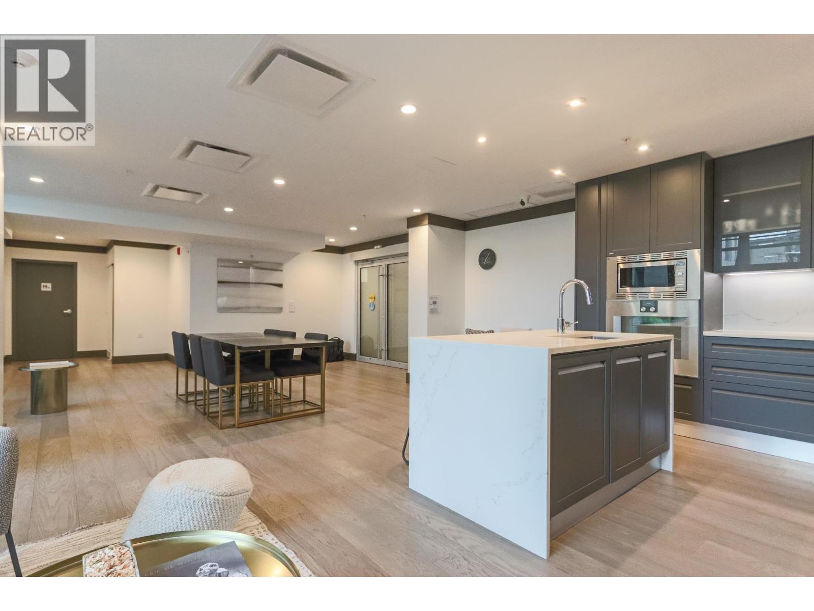 305 5733 ALBERTA STREET, Vancouver