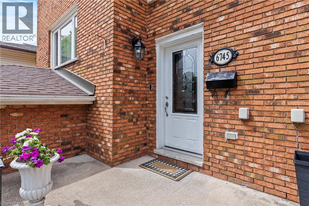 6745 DAWSON Street - 5