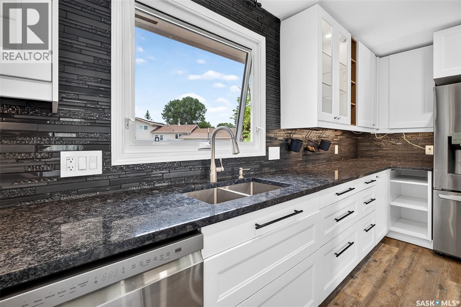 1266 Maybery CRESCENT - 13