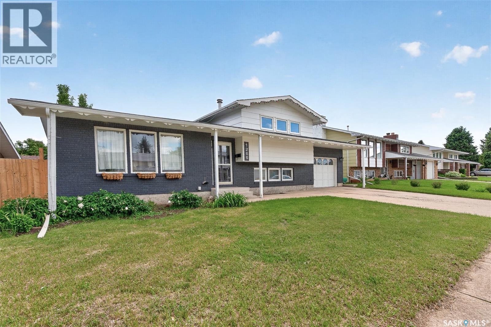 1266 Maybery CRESCENT - 4