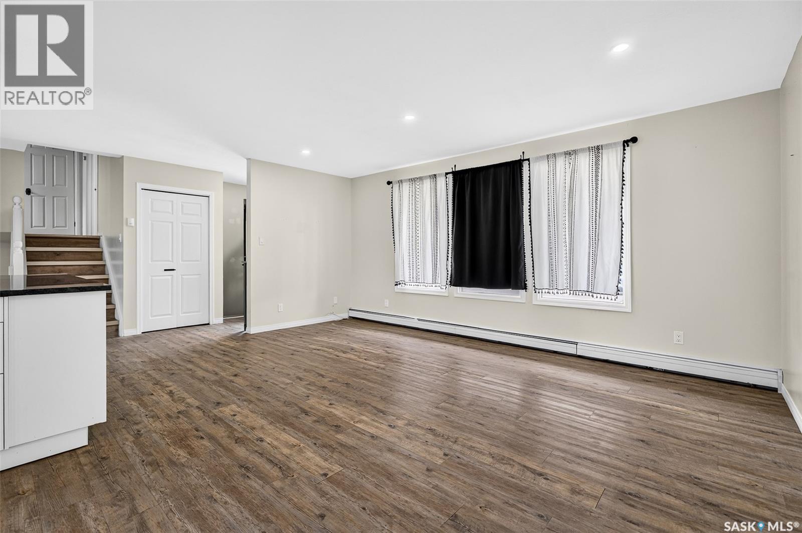 1266 Maybery CRESCENT - 6