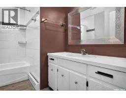 1266 Maybery Crescent, Moose Jaw, SK S6H7B4 Photo 25