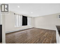 Bedroom - 1266 Maybery Crescent, Moose Jaw, SK S6H7B4 Photo 8