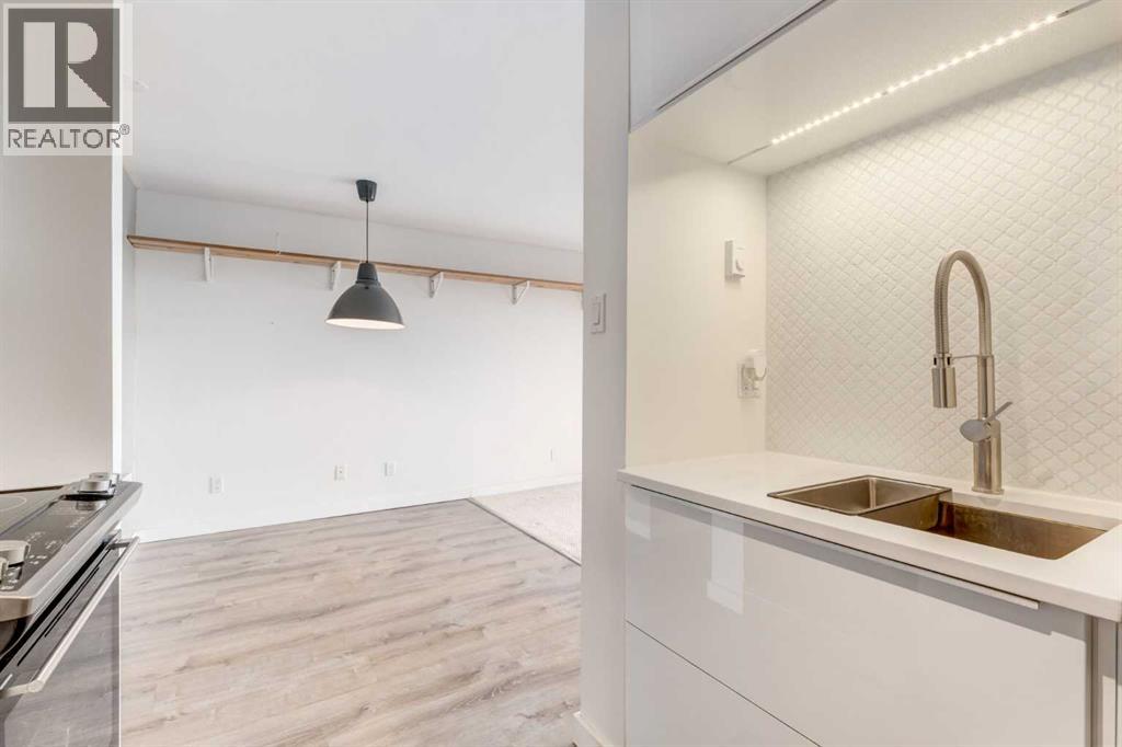 #206 1513 26 Avenue SW - 3