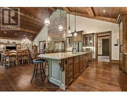 Kitchen - 5550 Twelve Mile Trail, Burlington, ON L7L7L3 Photo 10