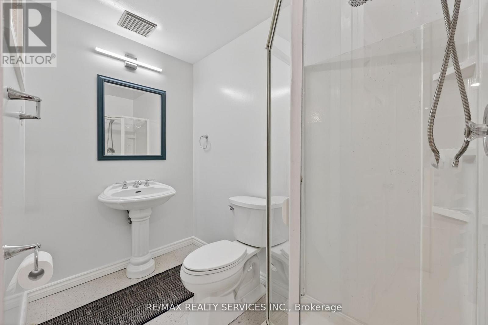 150 ROYAL VALLEY DRIVE - 39