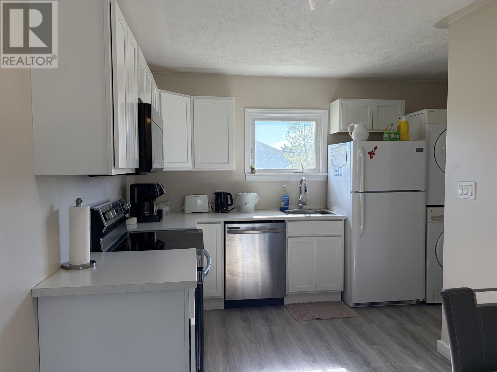 51-53 MATWOOD Drive - 11