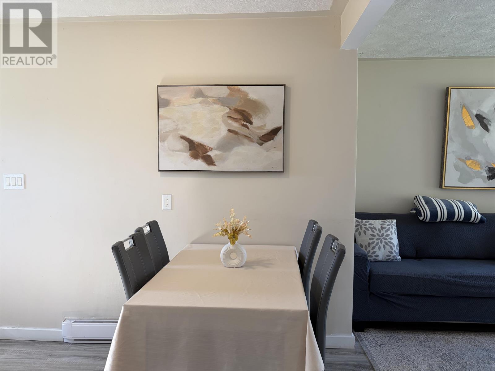 51-53 MATWOOD Drive - 10