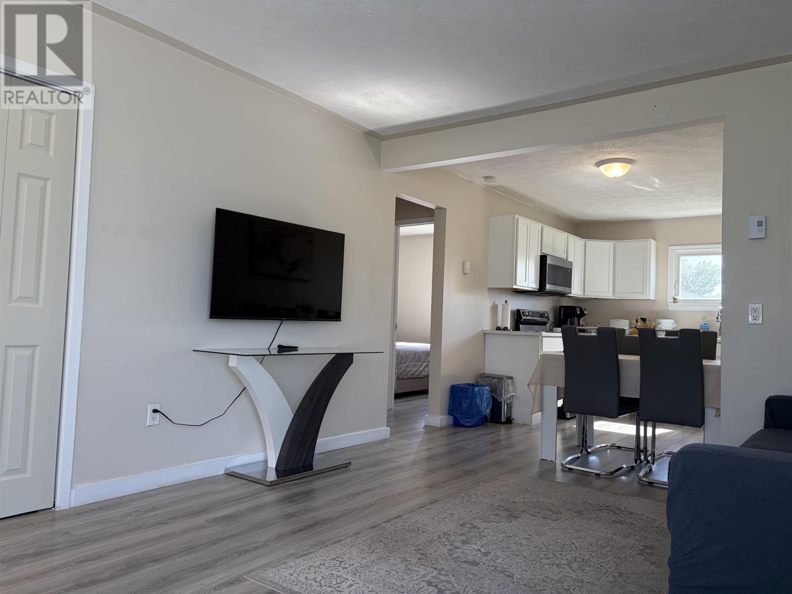 51-53 MATWOOD Drive - 6