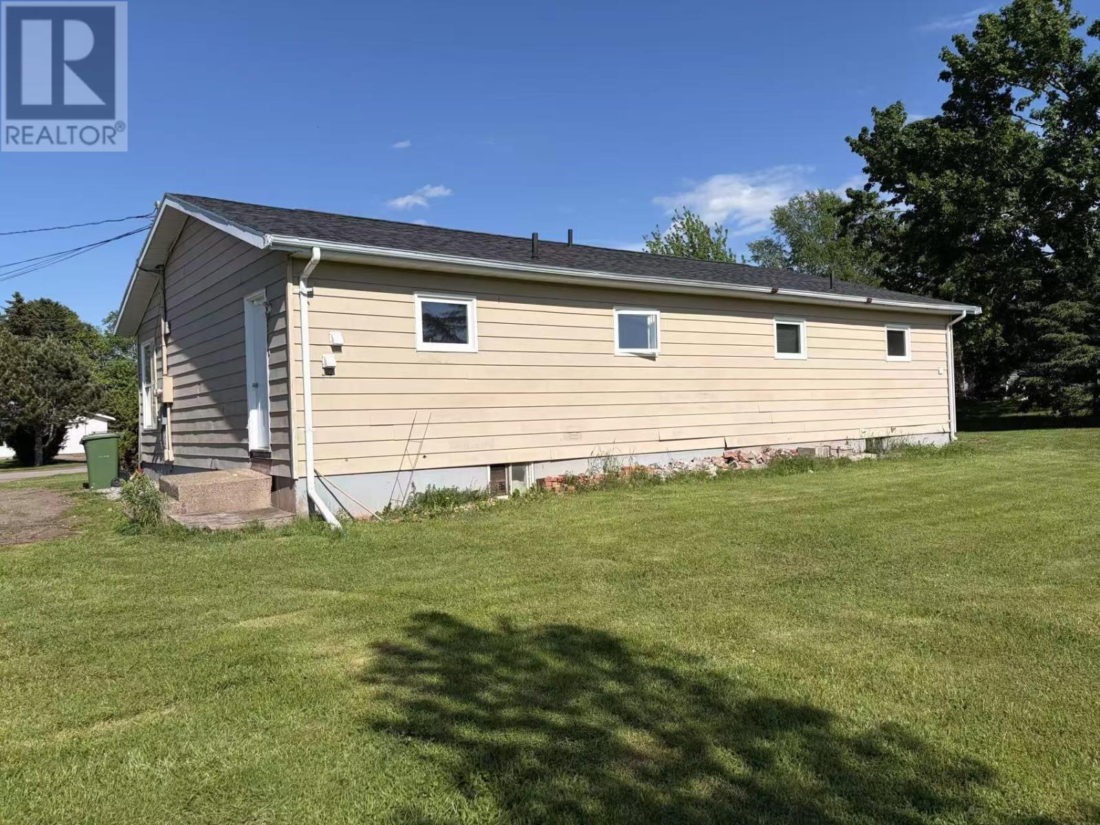 51-53 MATWOOD Drive - 22