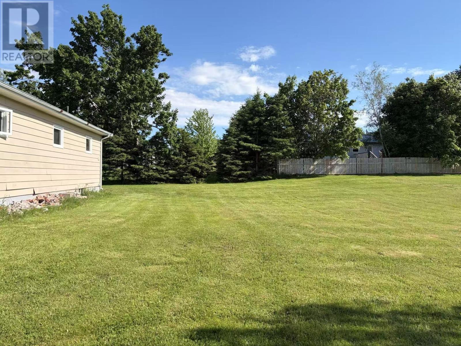 51-53 MATWOOD Drive - 21
