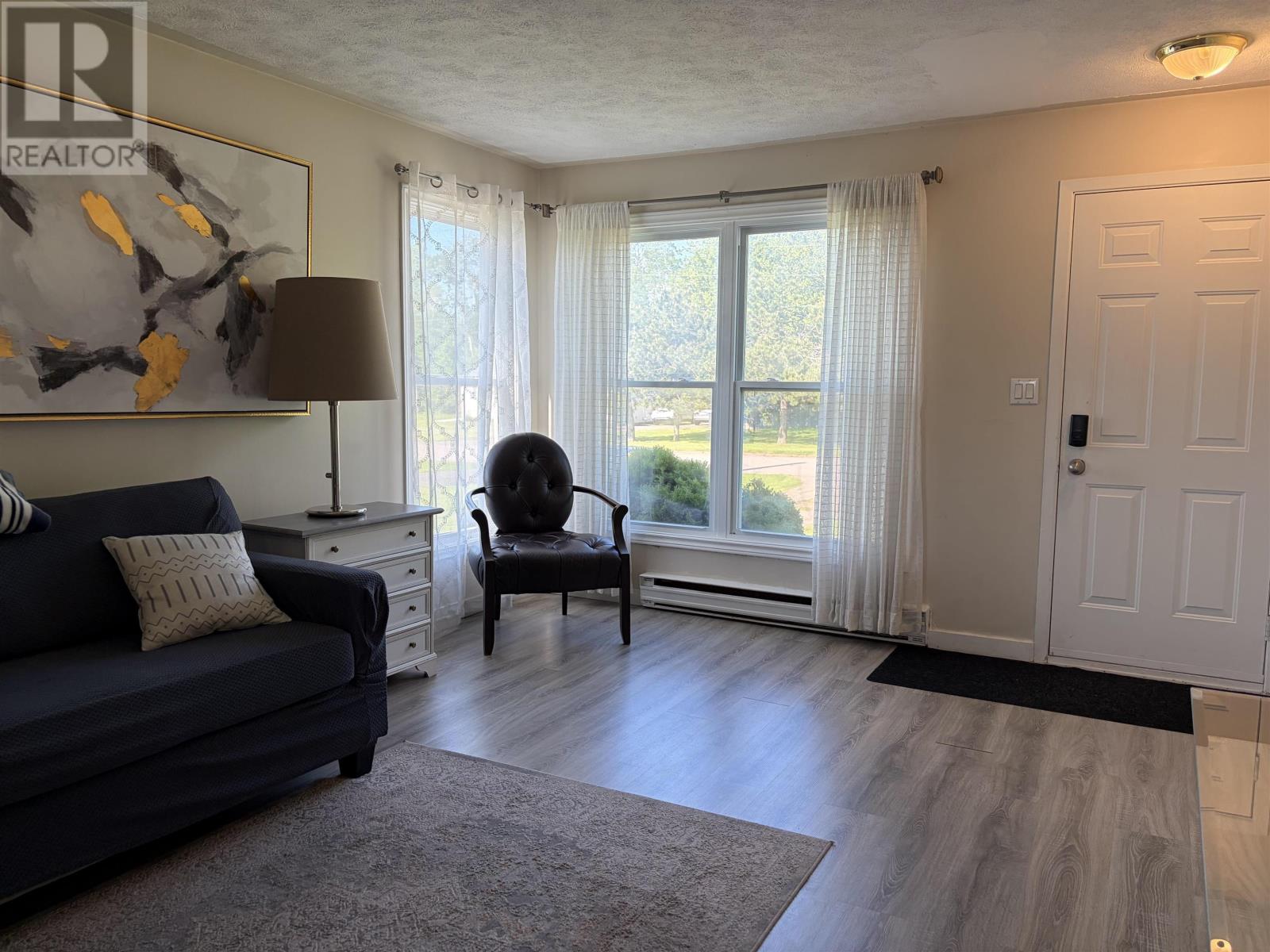 51-53 MATWOOD Drive - 8