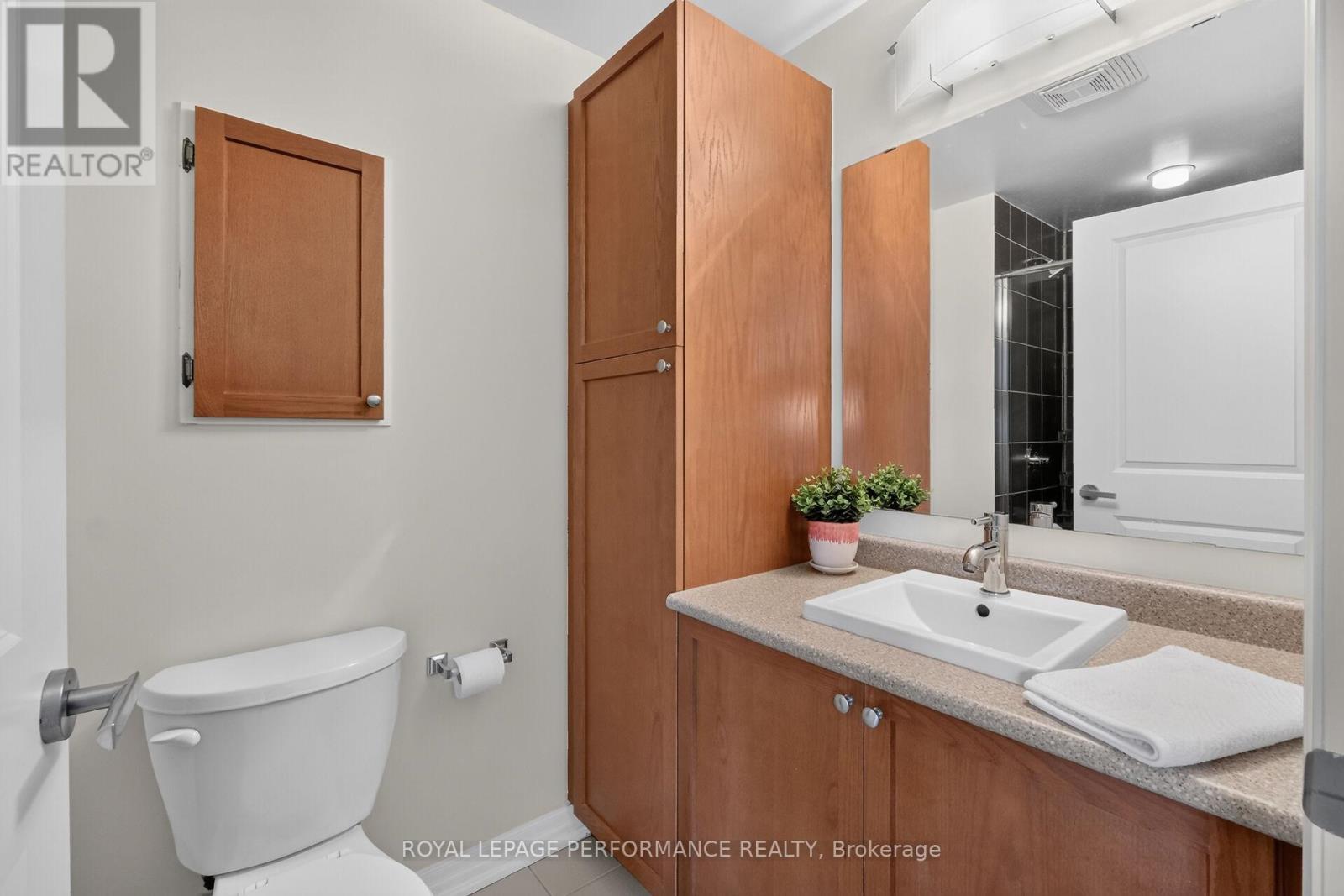 2 Bed, 2 Bath House for Sale in Ottawa – 907 – 90 LANDRY STREET, Ottawa – MLS# X13477016 - Image 27