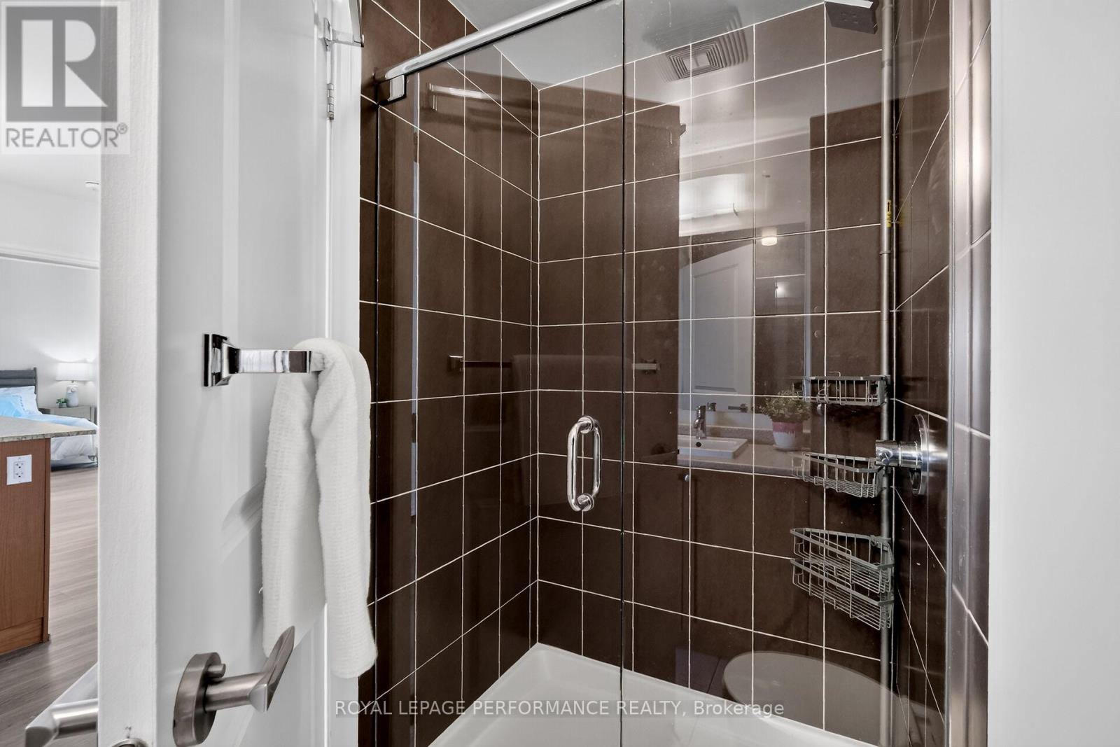 2 Bed, 2 Bath House for Sale in Ottawa – 907 – 90 LANDRY STREET, Ottawa – MLS# X13477016 - Image 28