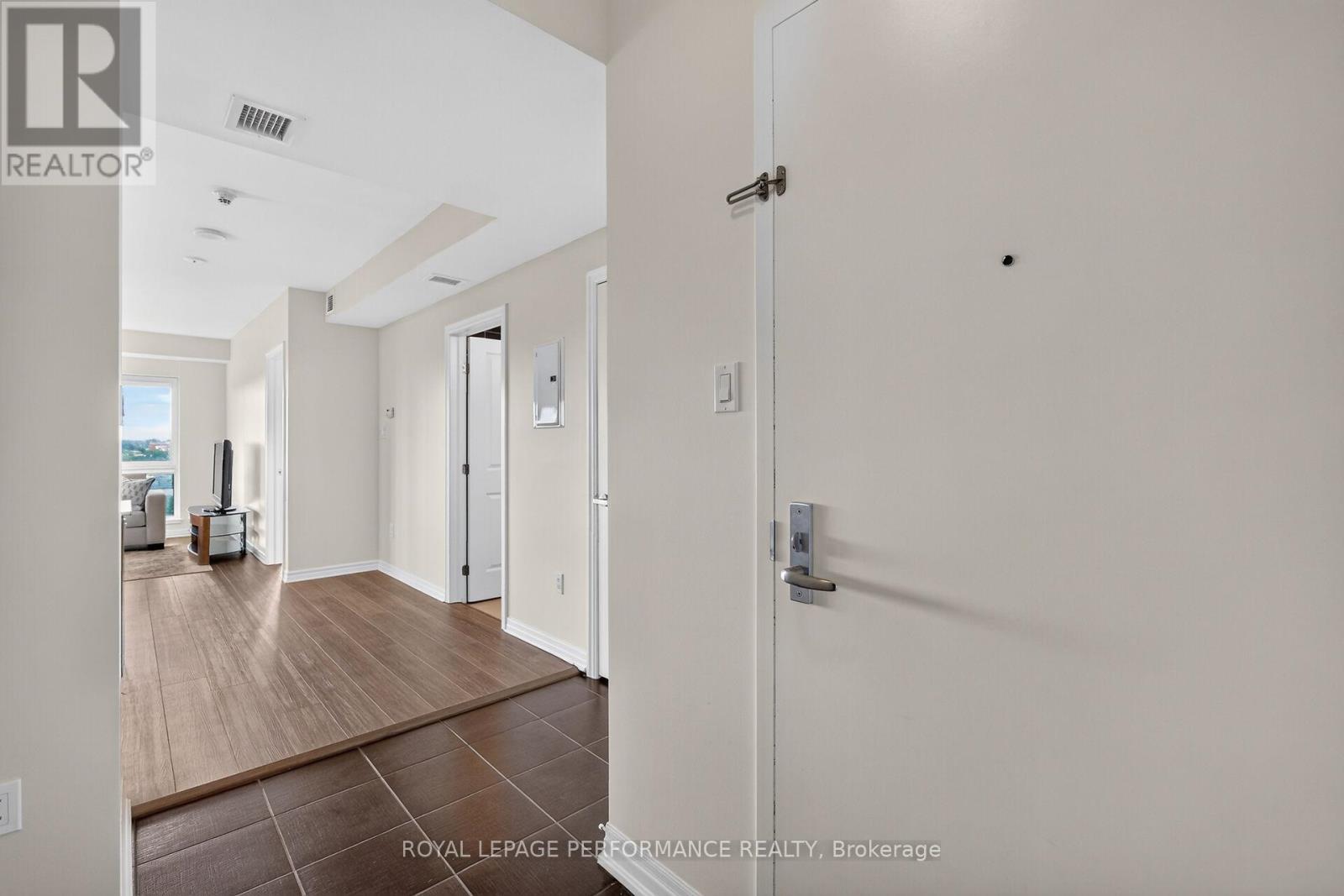 2 Bed, 2 Bath House for Sale in Ottawa – 907 – 90 LANDRY STREET, Ottawa – MLS# X13477016 - Image 8