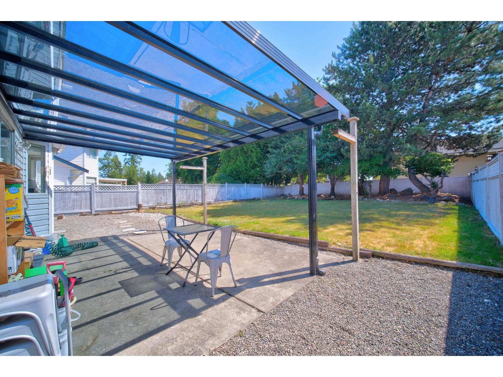 8960 157 STREET, Surrey