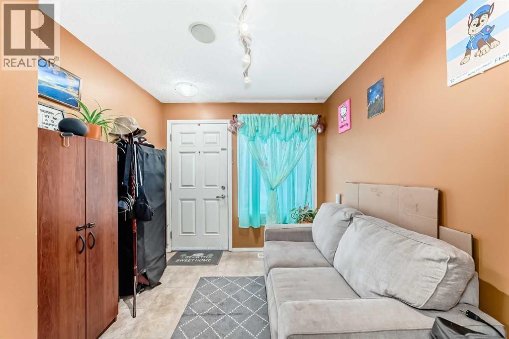 244 Saddlebrook Point NE - 11