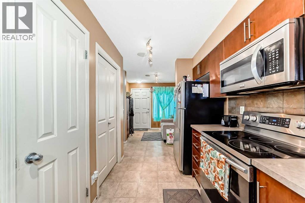 244 Saddlebrook Point NE - 6