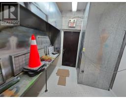 34 - 70 East Beaver Creek Road, Richmond Hill, ON L4B3B2 Photo 11