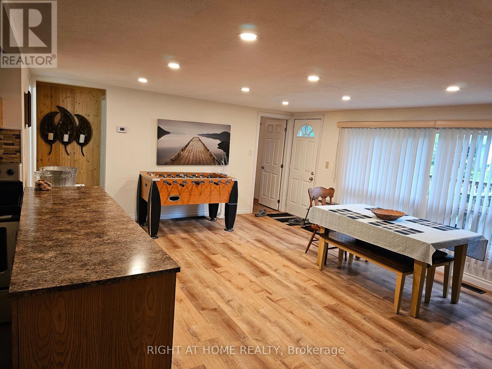 45 HEDA DRIVE - 1