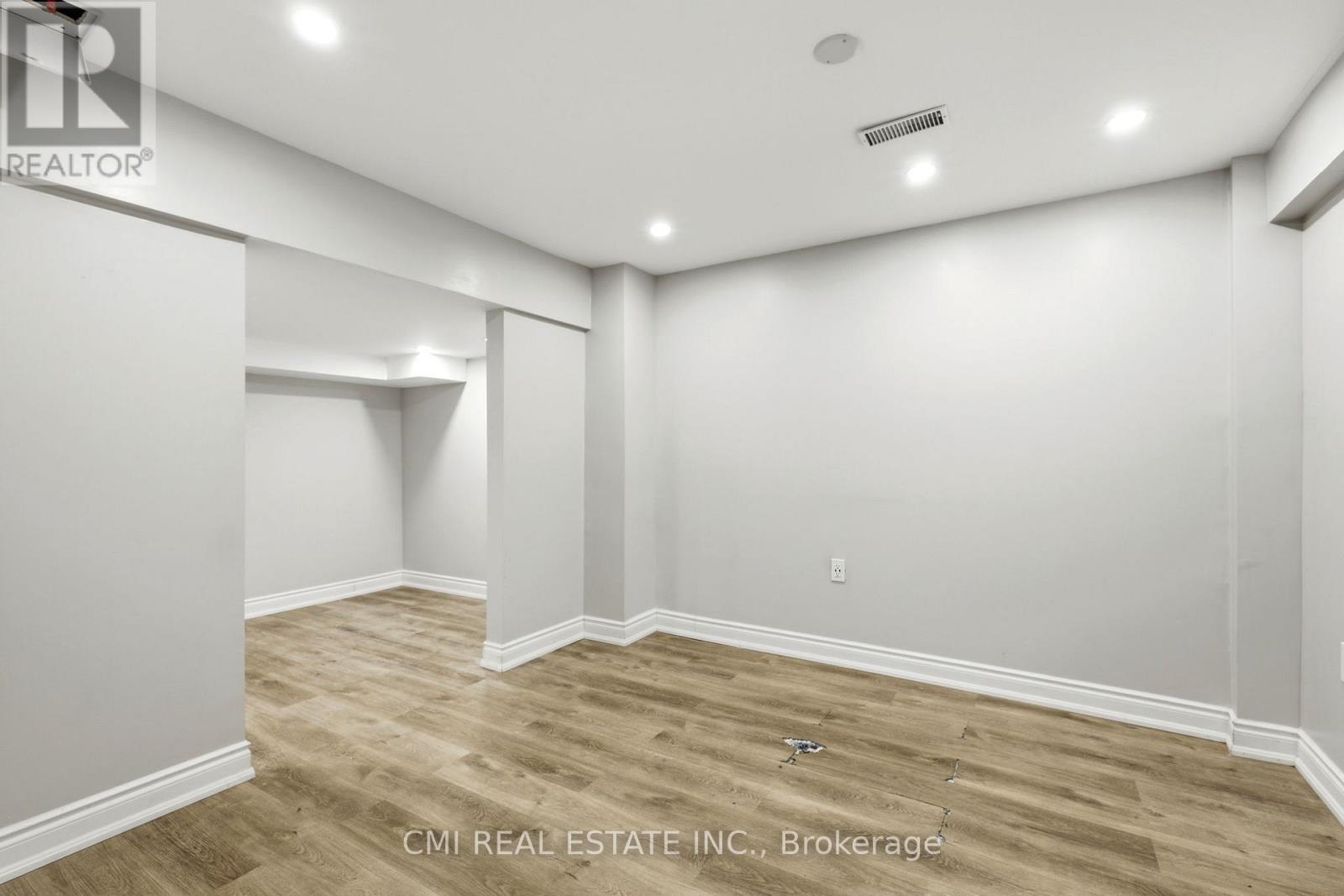 1321 KENMARK AVENUE - 34