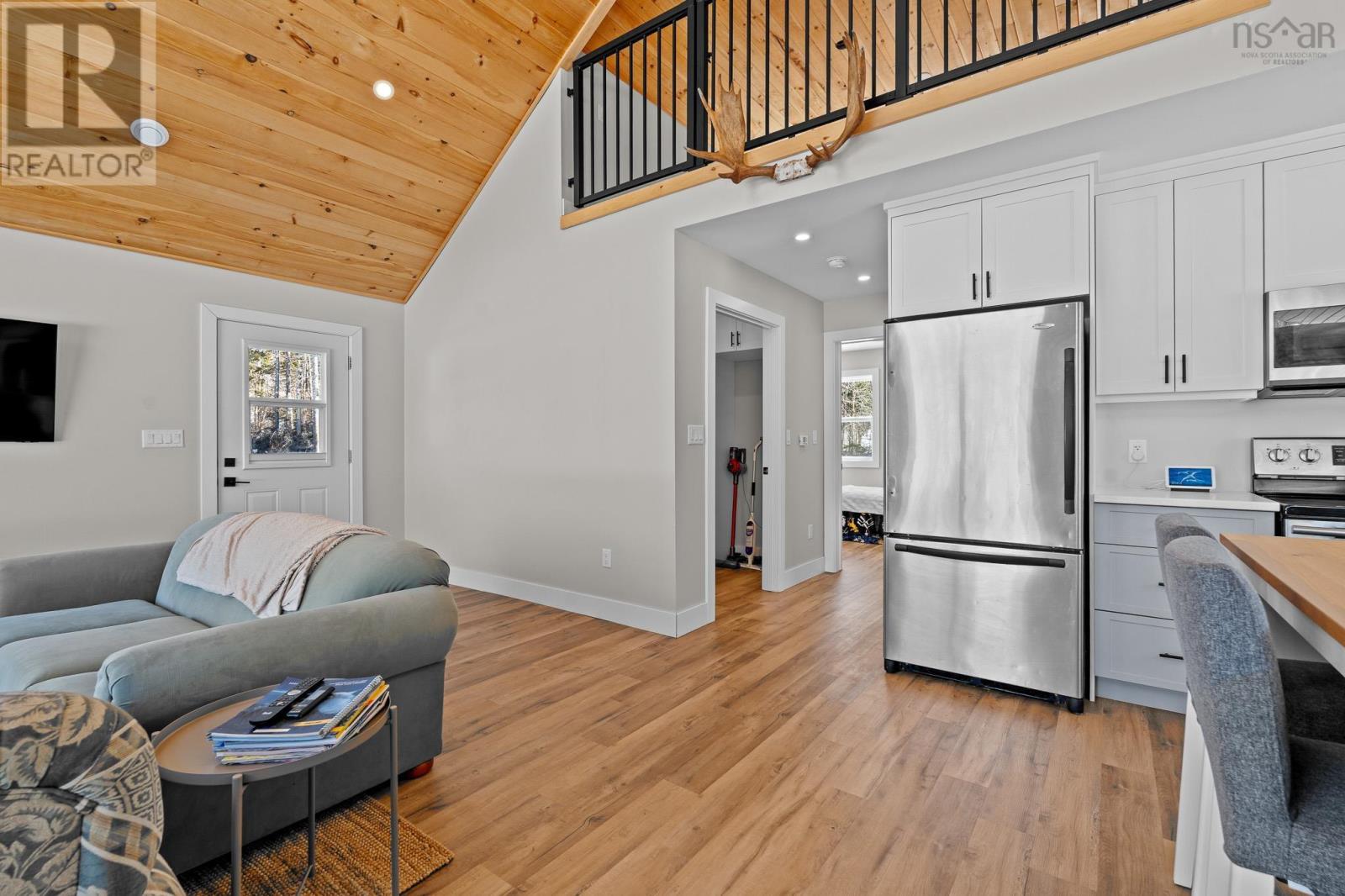 162 North End Road - 14