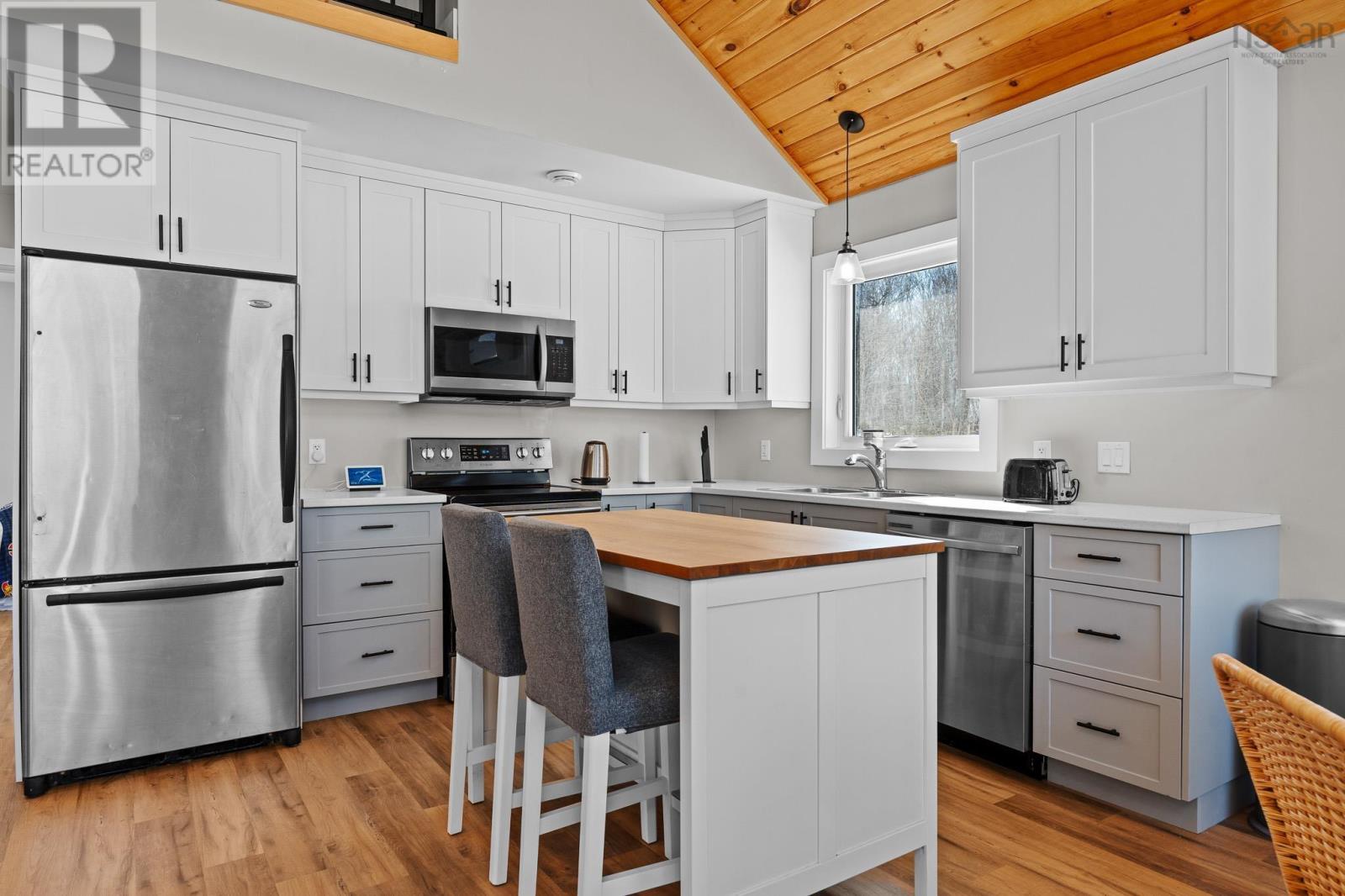 162 North End Road - 15