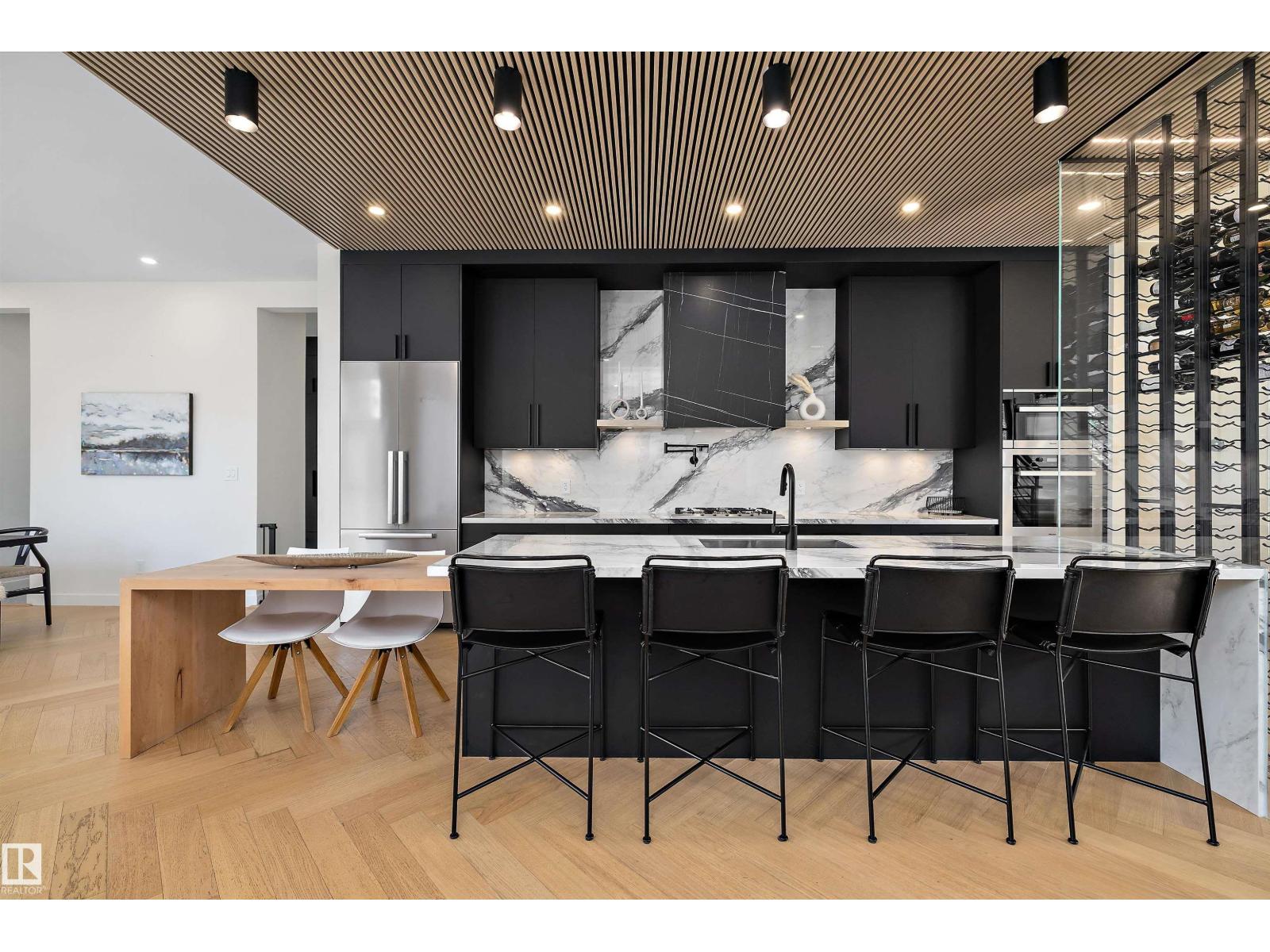 14624 93 AV NW - 12