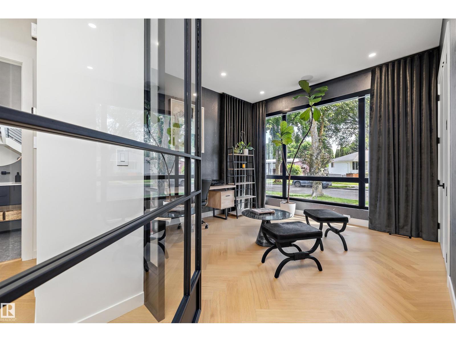 14624 93 AV NW - 26