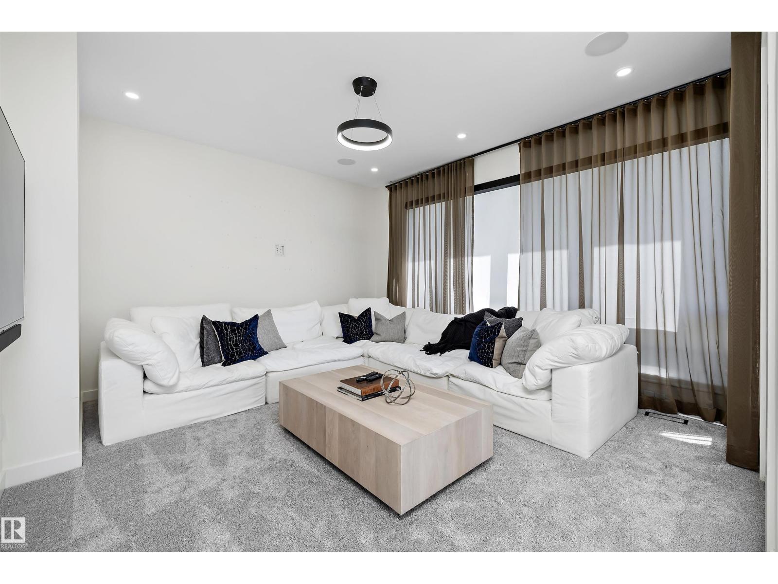 14624 93 AV NW - 32