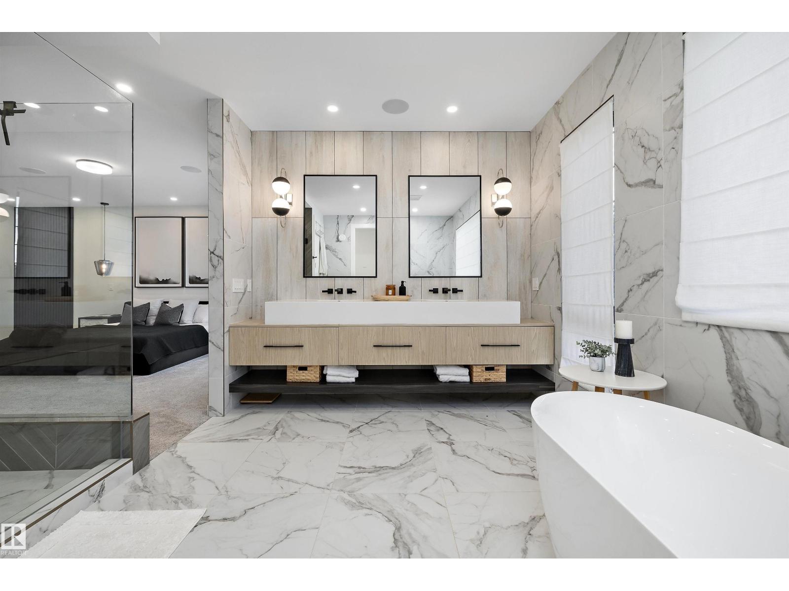 14624 93 AV NW - 38
