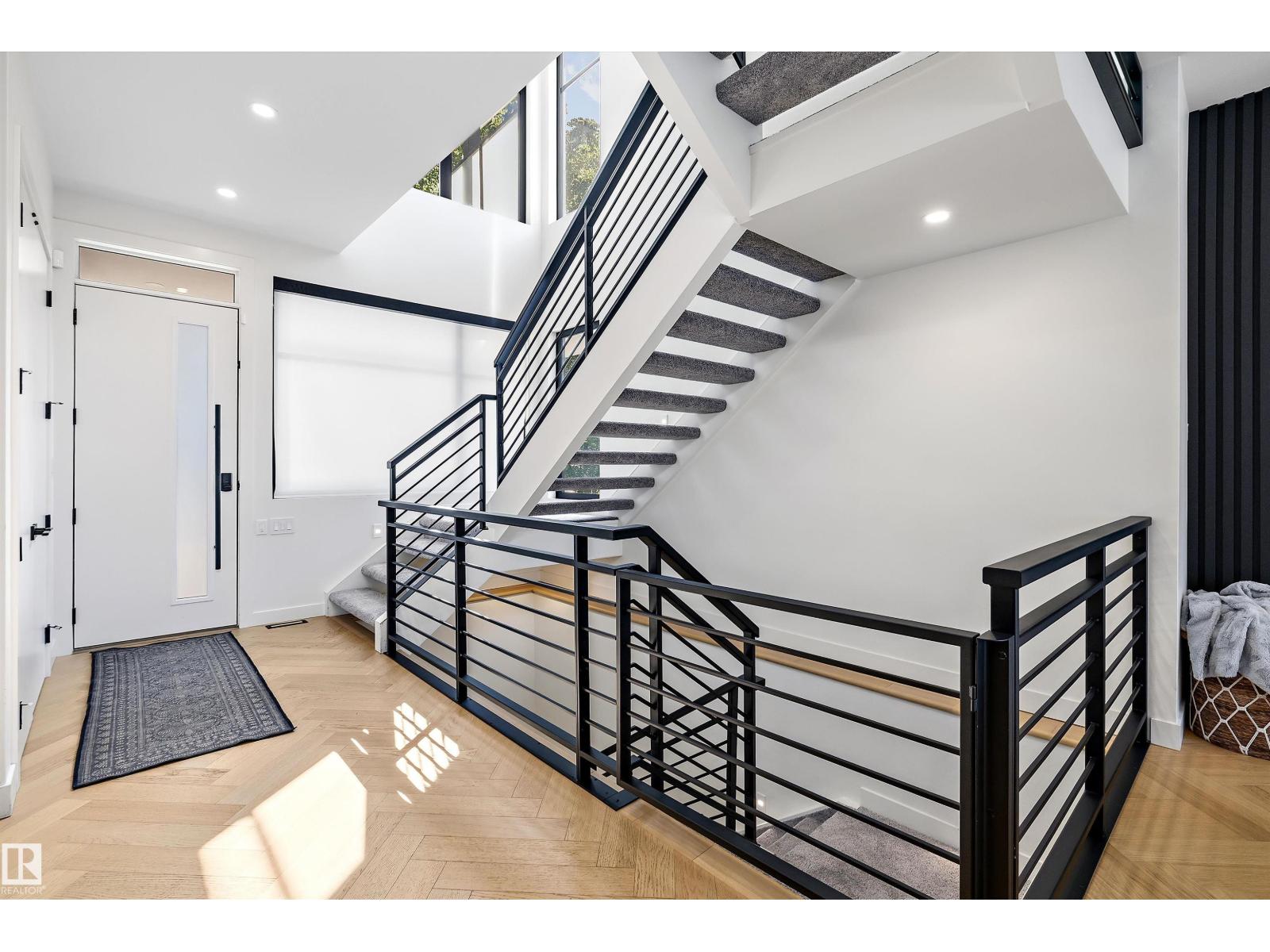 14624 93 AV NW - 4