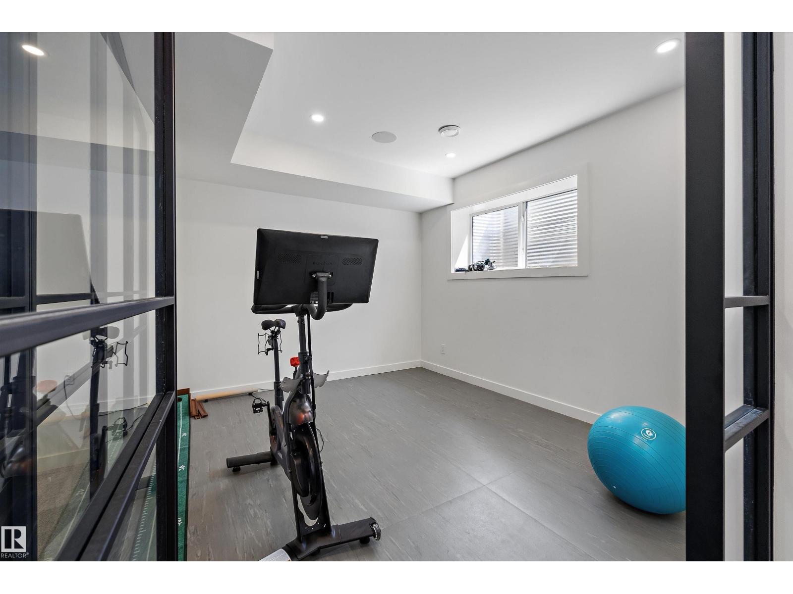 14624 93 AV NW - 46