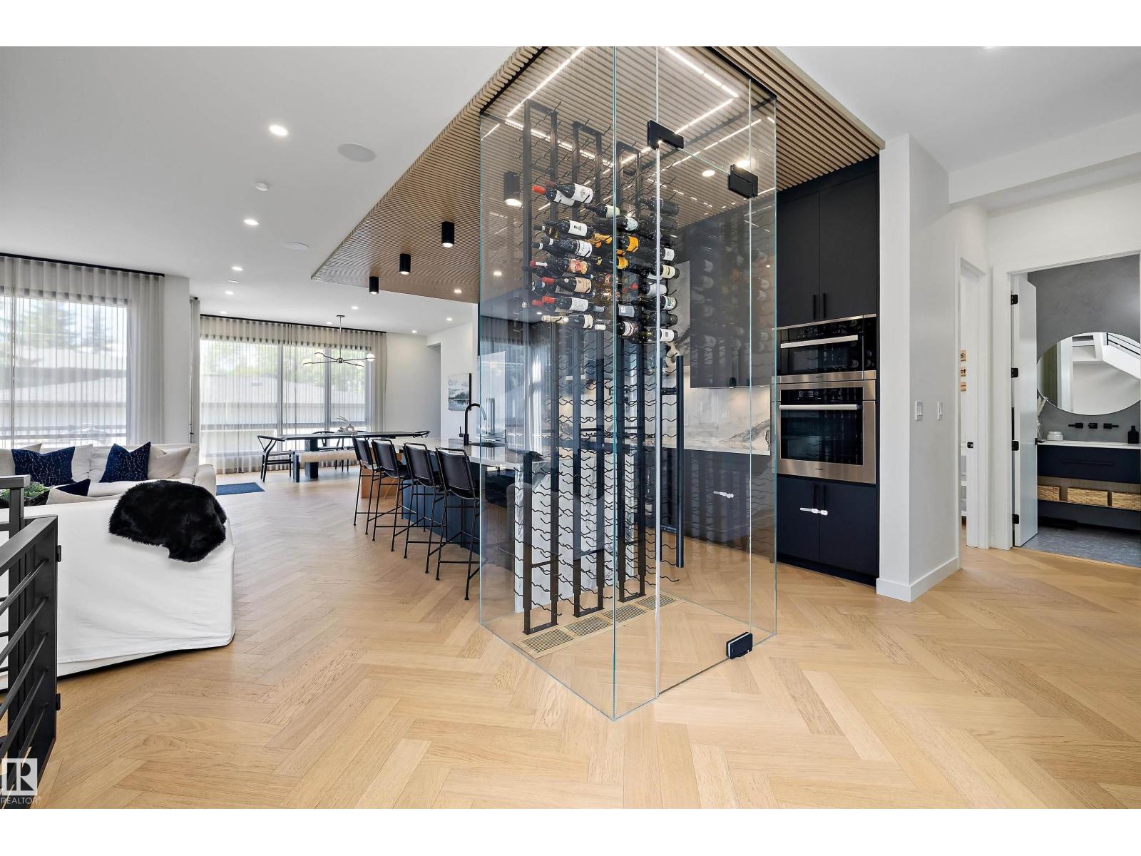 14624 93 AV NW - 6
