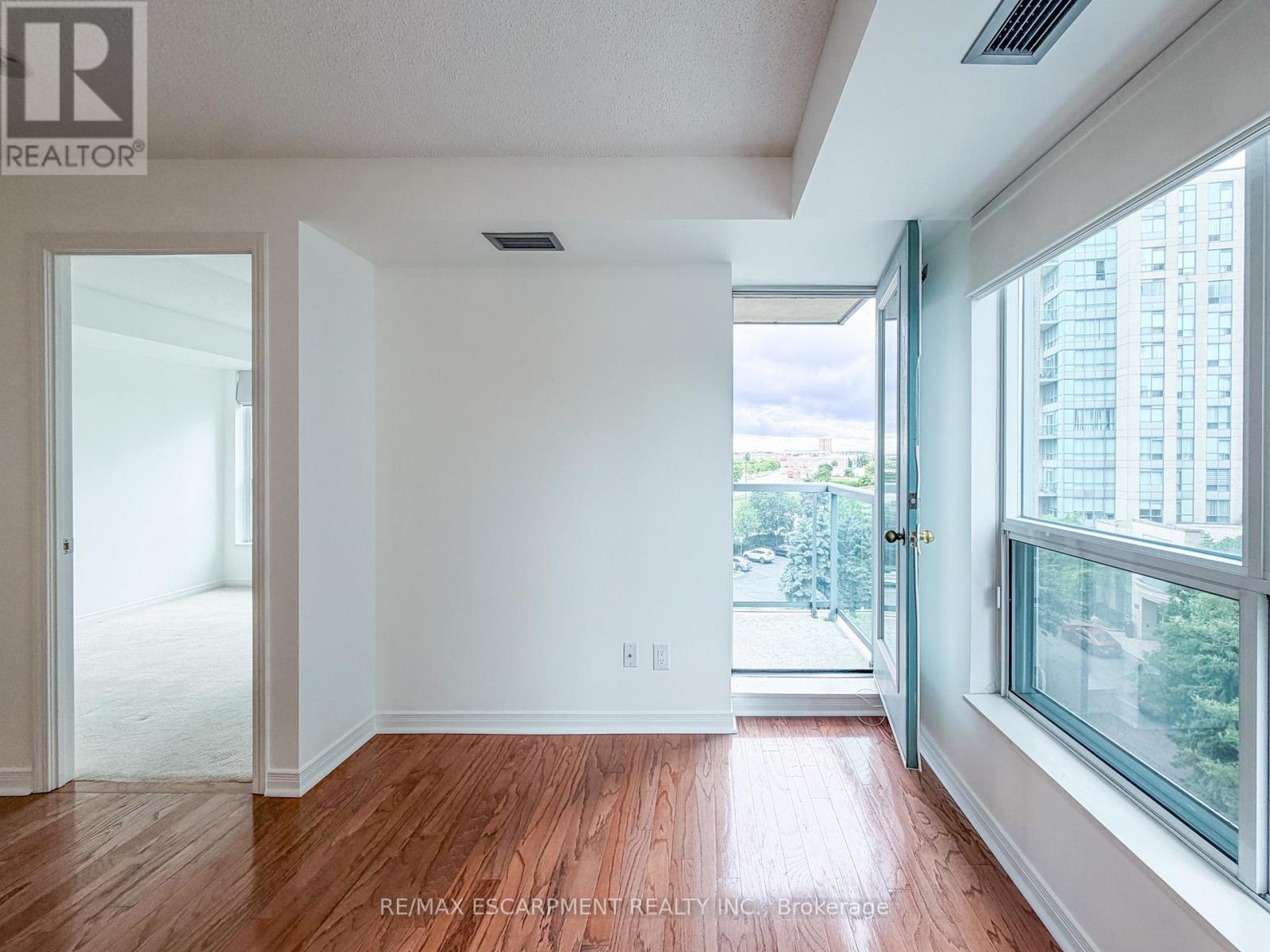 #509 2545 ERIN CENTRE BOULEVARD - 18