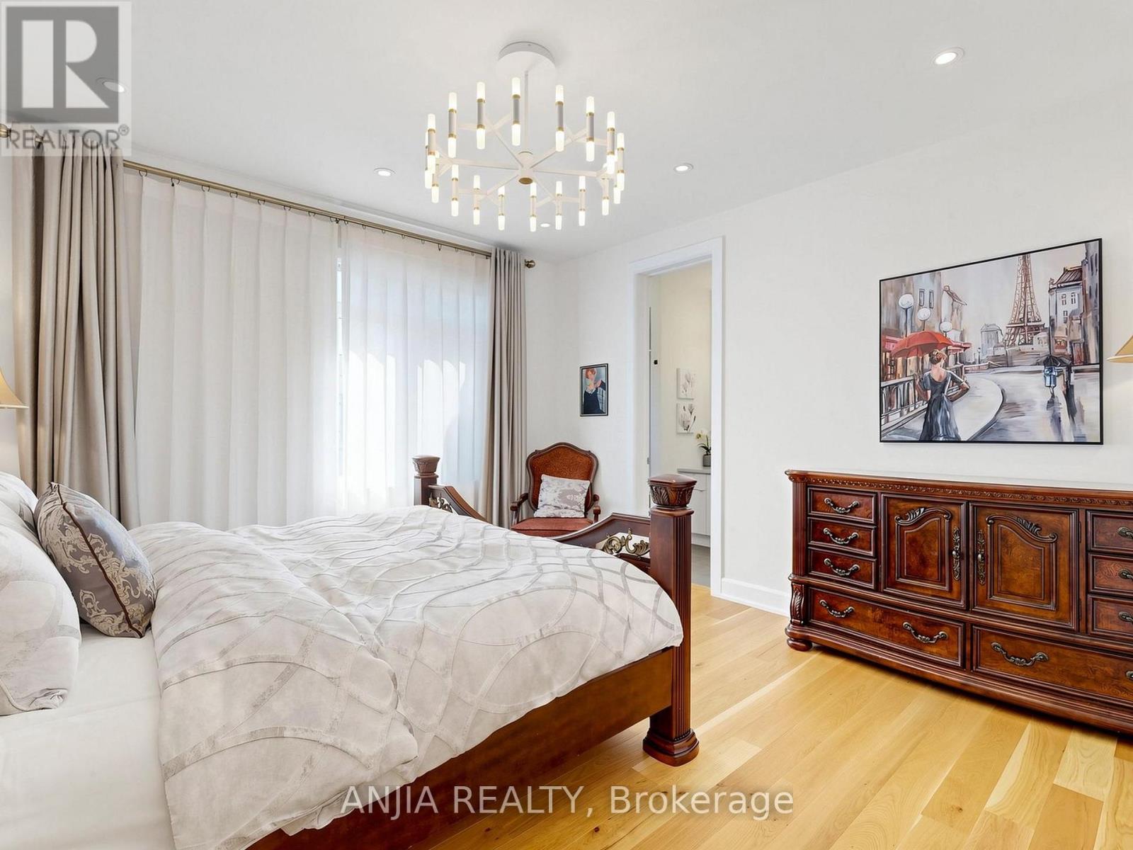 67 KEATLEY DRIVE - 34