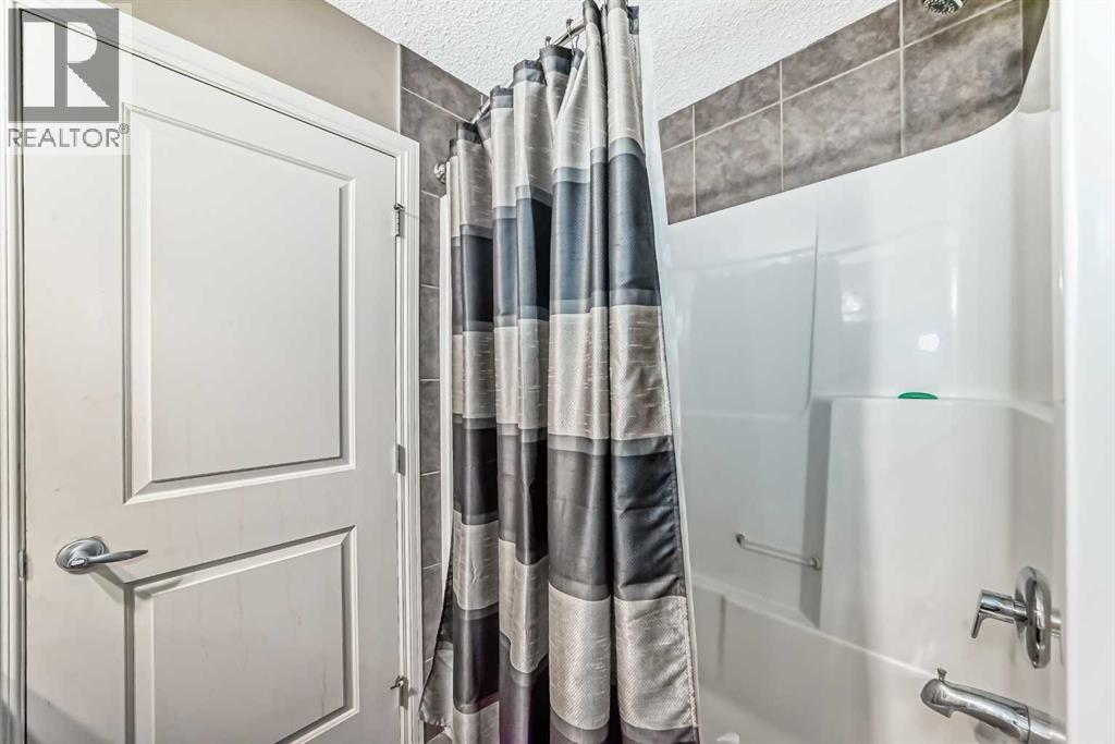104 Redstone Avenue NE — photo 25