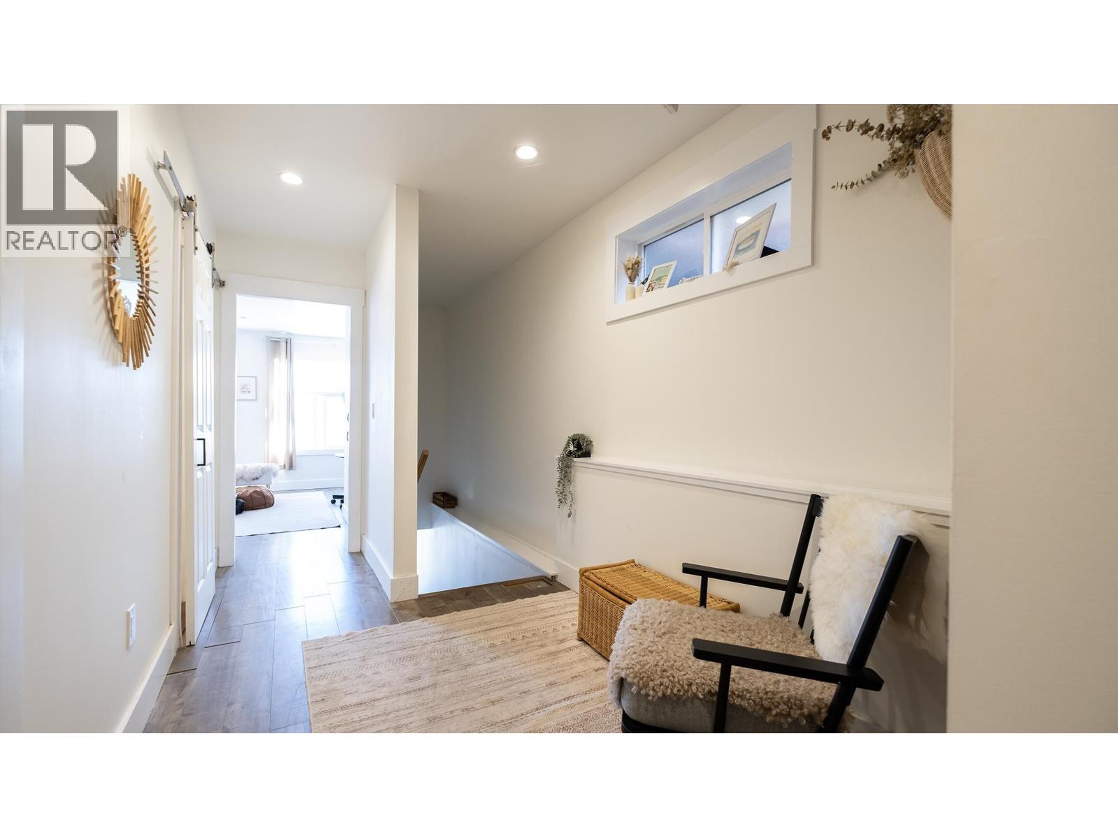 416 MARINE DRIVE, Gibsons