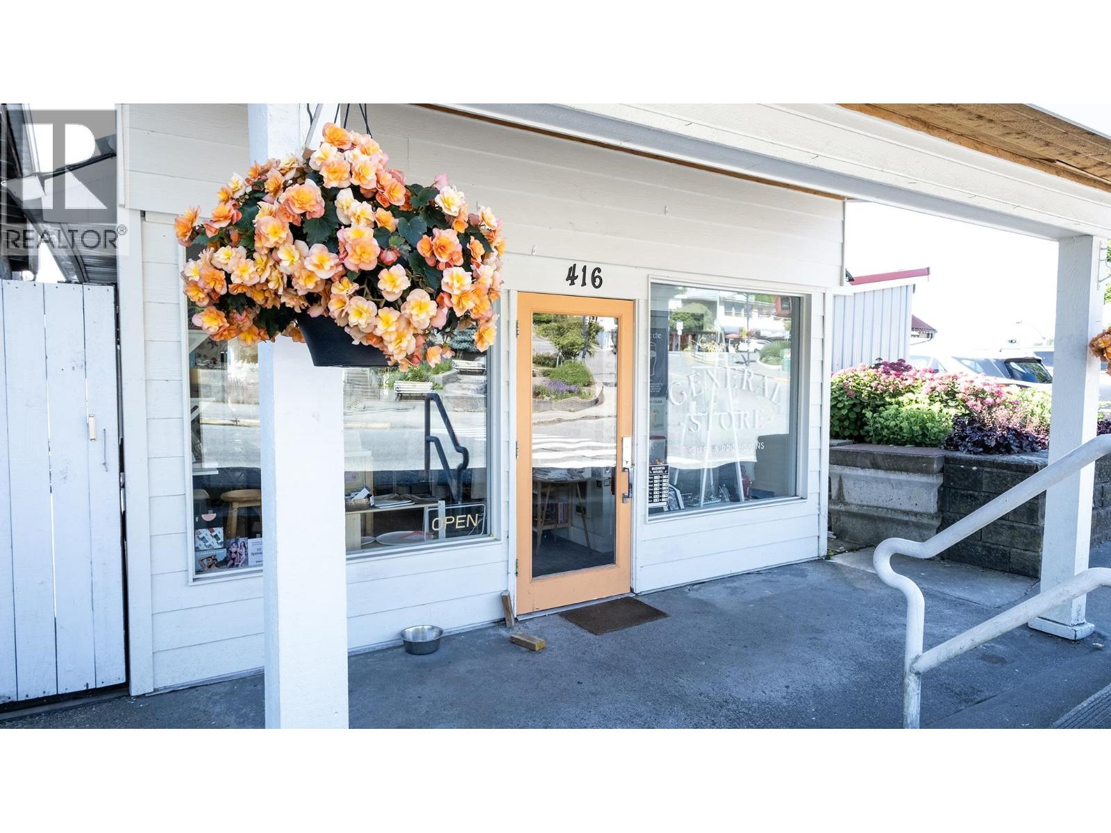416 MARINE DRIVE, Gibsons