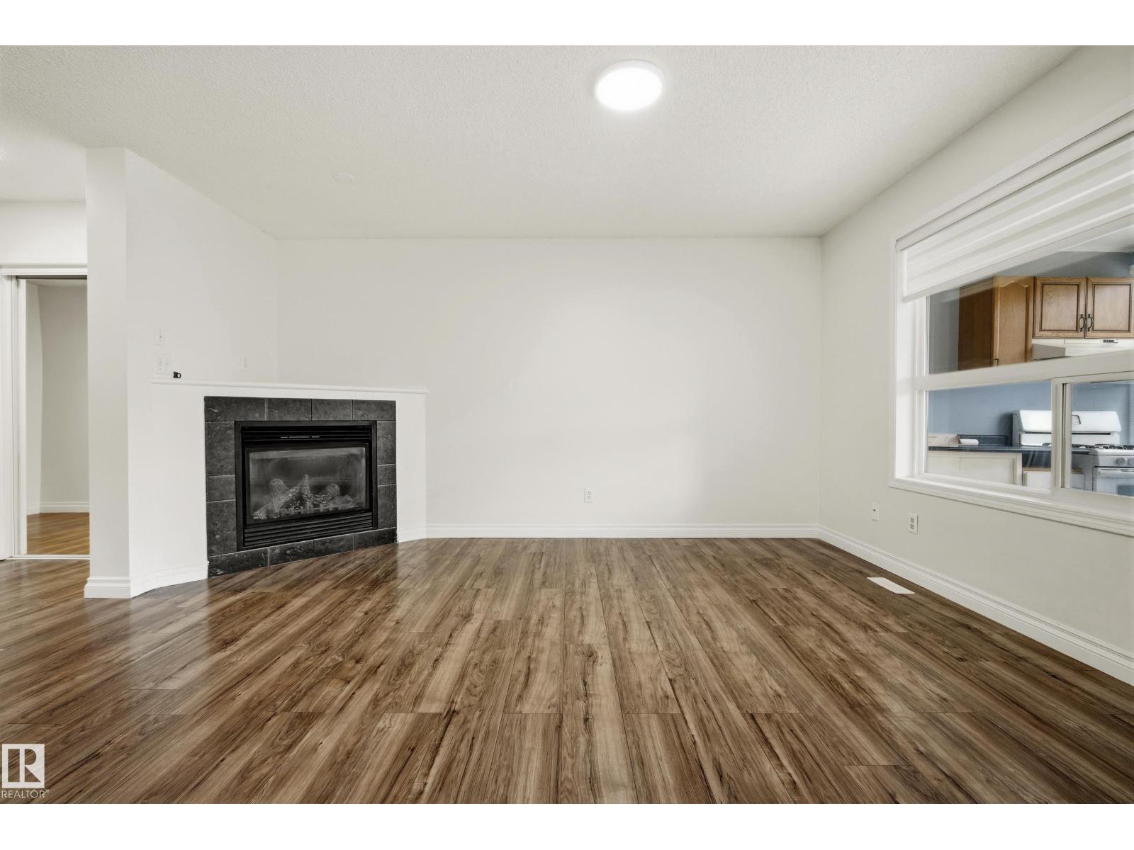 1526 37C AV NW — photo 12