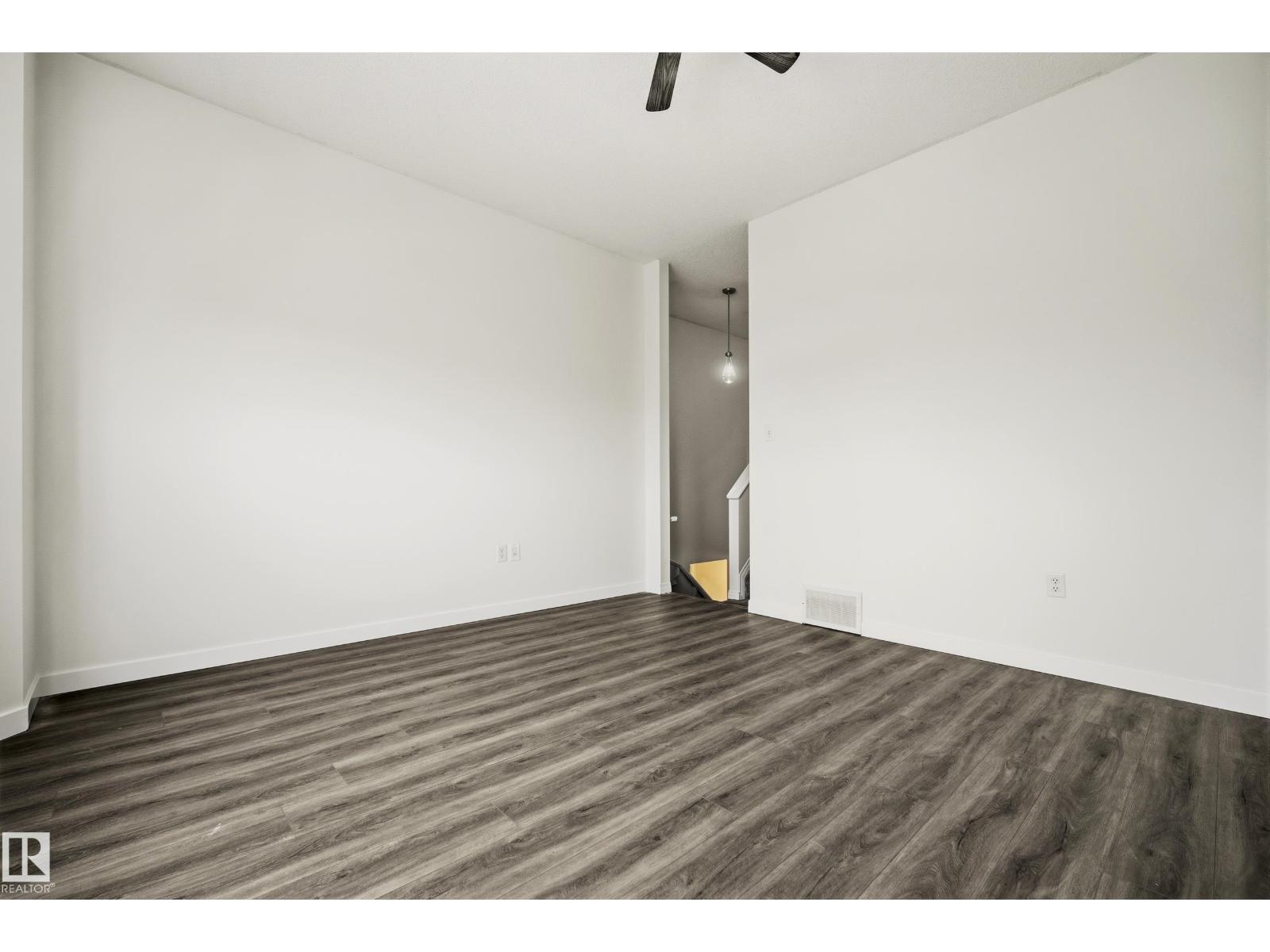 1526 37C AV NW — photo 23