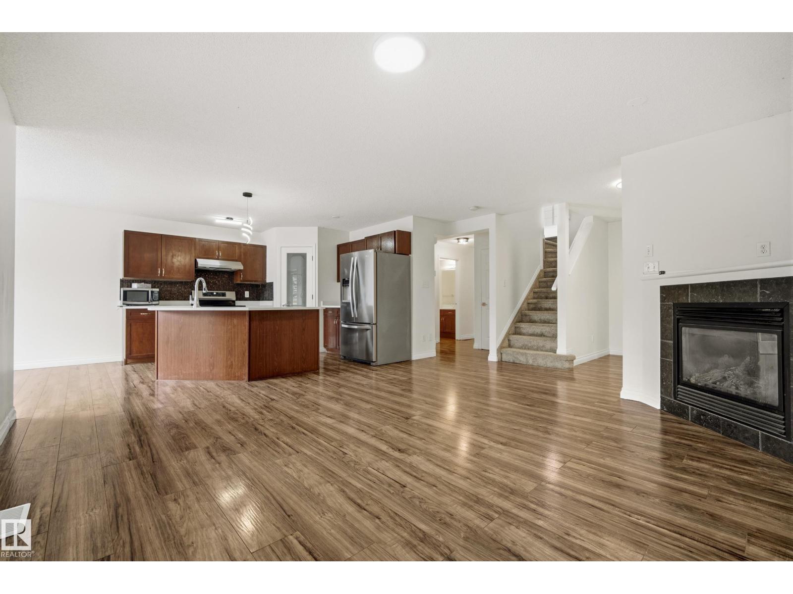 1526 37C AV NW — photo 6