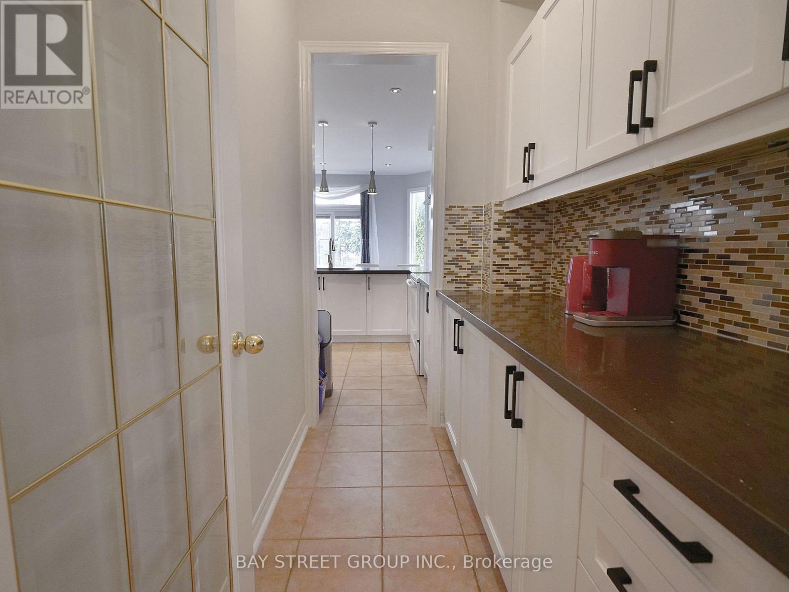 346 CASTAN AVENUE - 8