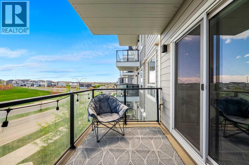 #2213 33 Carringham Gate NW - 30