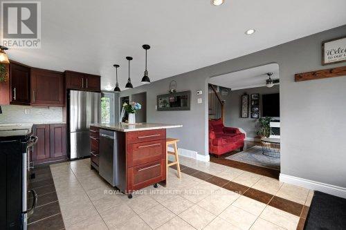 3 Bed, 2 Bath House for Sale in Arnprior – 90 FIRST AVENUE, Arnprior – MLS# X13477102 - Image 15